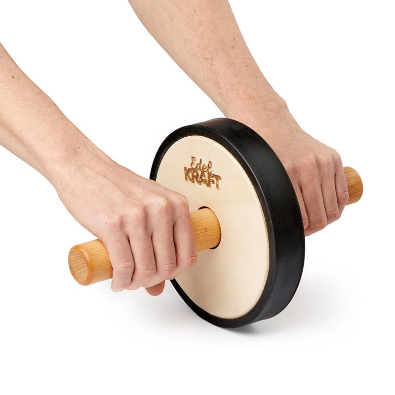 Bauchtrainer aus Holz und Naturgummi