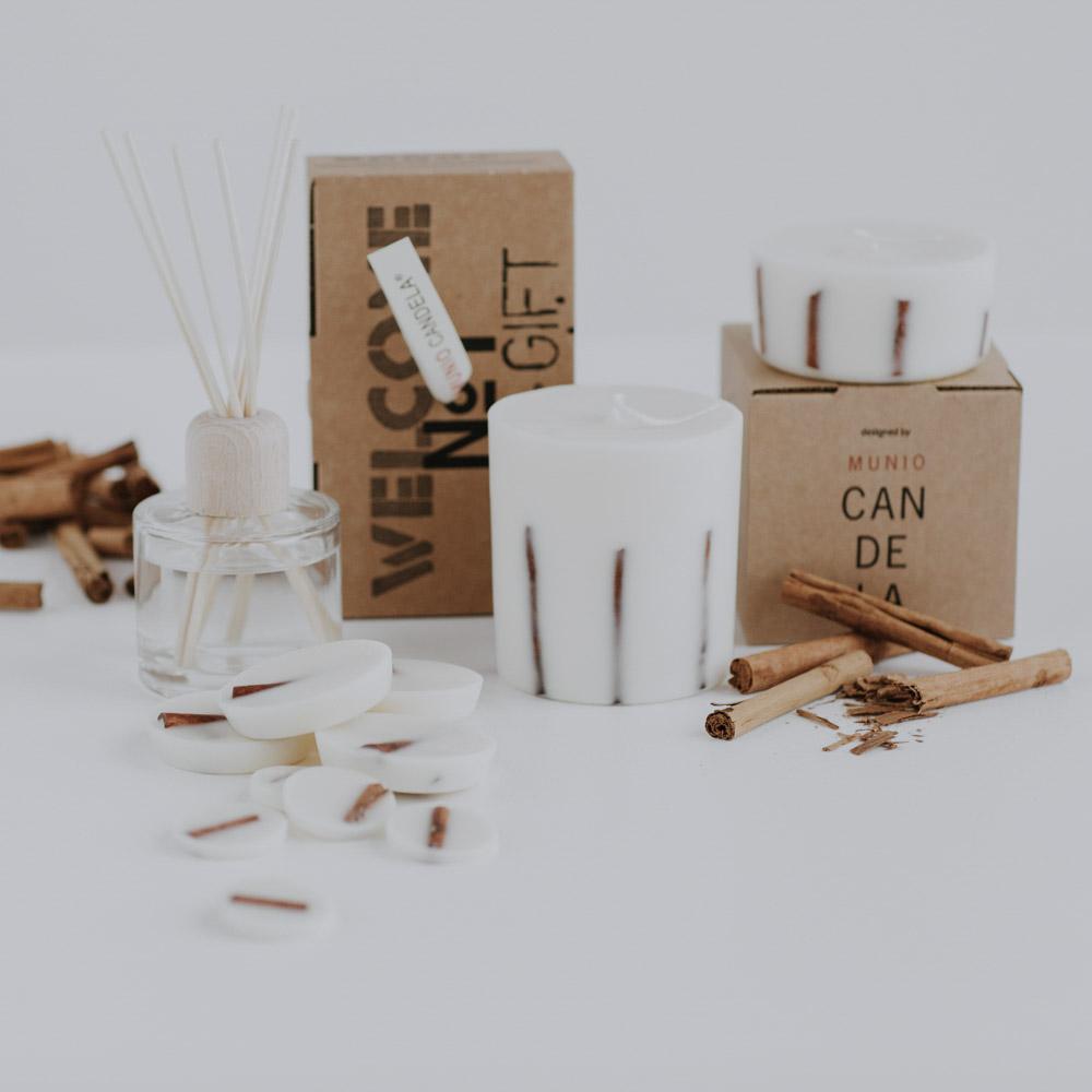 Munio Geschenkbox - Kerzen und Duftblättchen, Zimt (Cinnamon), vegan, Bio