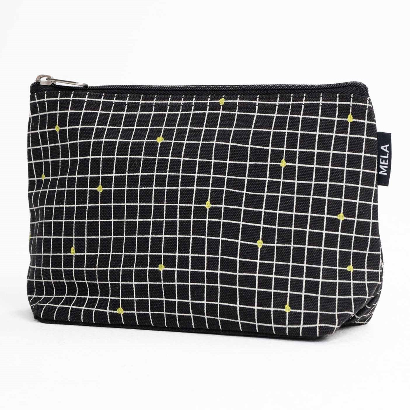Große Kosmetiktasche, black grid, fairtrade & GOTS zertifiziert