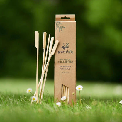 Grillsticks mit einem breiten Griff aus Bambus
