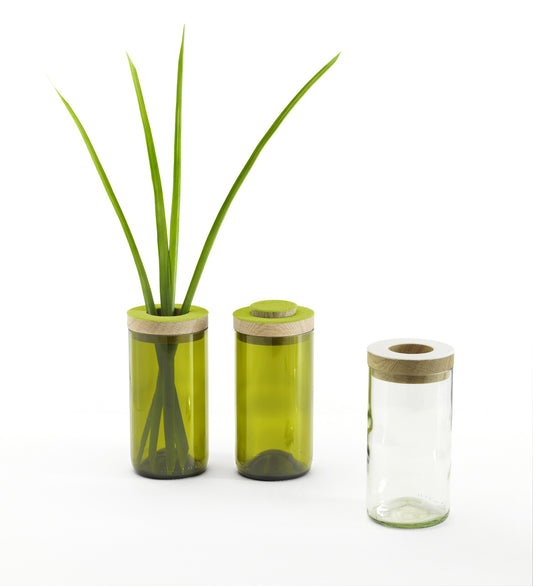 Vase & Dose mit einem Deckel im Deckel, aus Eiche